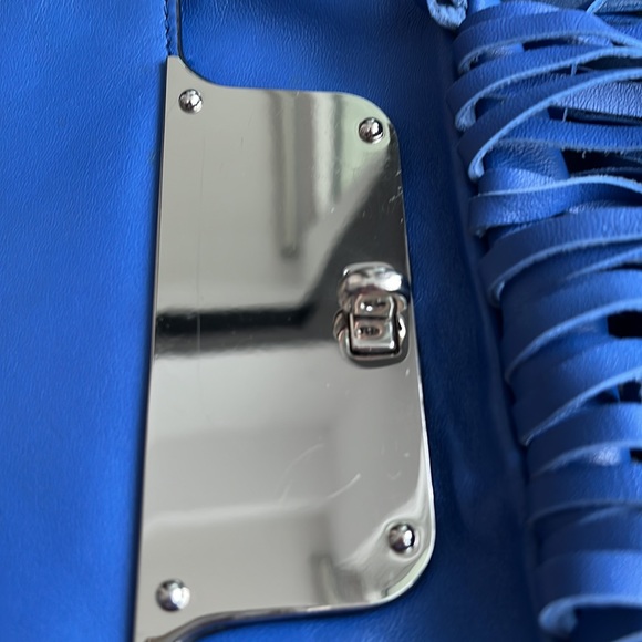 Milly Isabella Fringe Crossbody Bag in French Blue, genuine leather - Picture 4 of 6